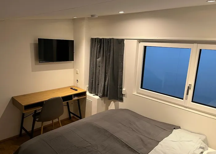 Business City Lodge